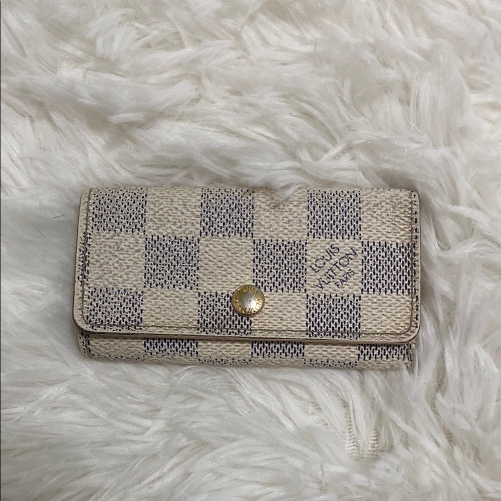 Louis Vuitton Damier Azur 4 key holder